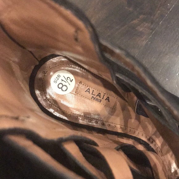 Alaia Heels - Picture 4 of 7